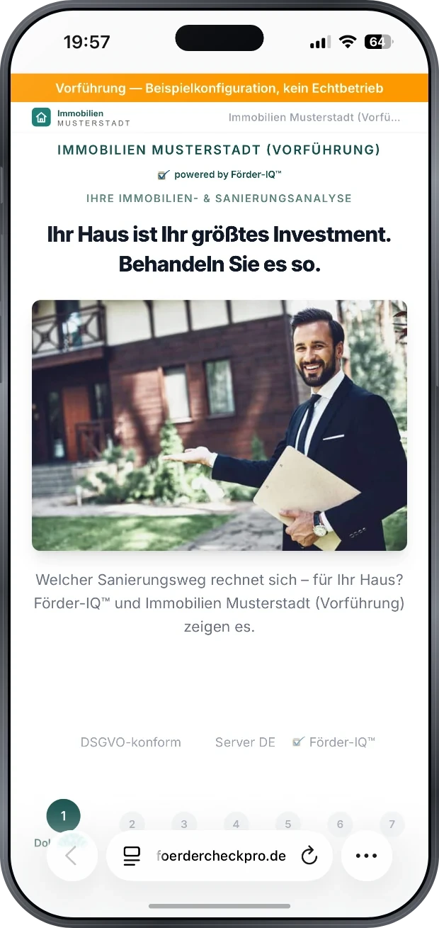Einstiegsseite des Sanierungschecks unter der Marke eines Maklers, mit Logo, Foto und der Zeile „Ihr Haus ist Ihr groesstes Investment. Behandeln Sie es so."